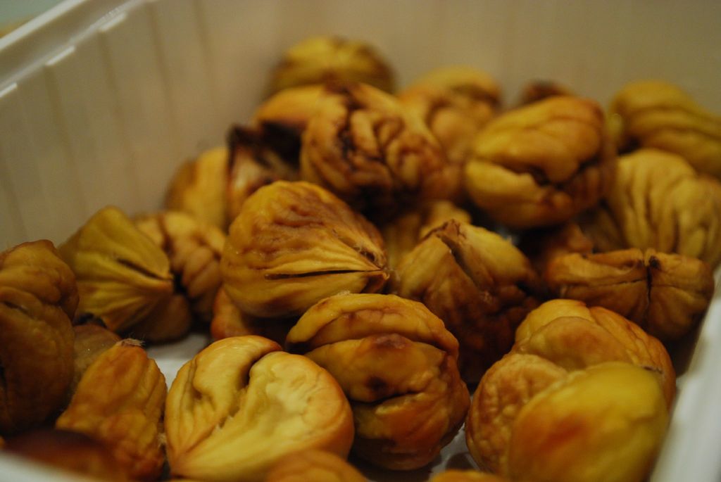 Roasted Chestnuts, peeled by avlxyz