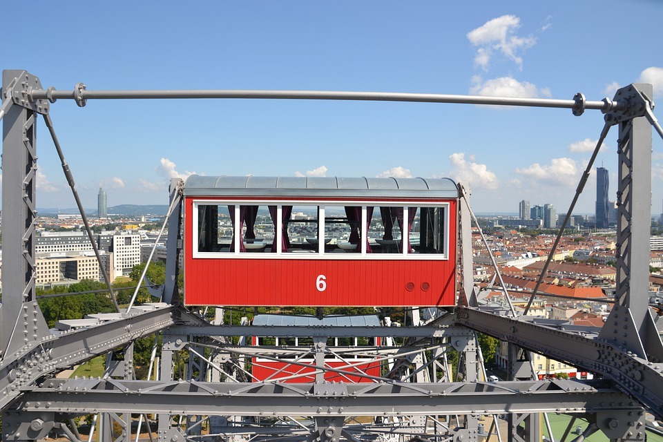 Wide cabins on the ferris wheel