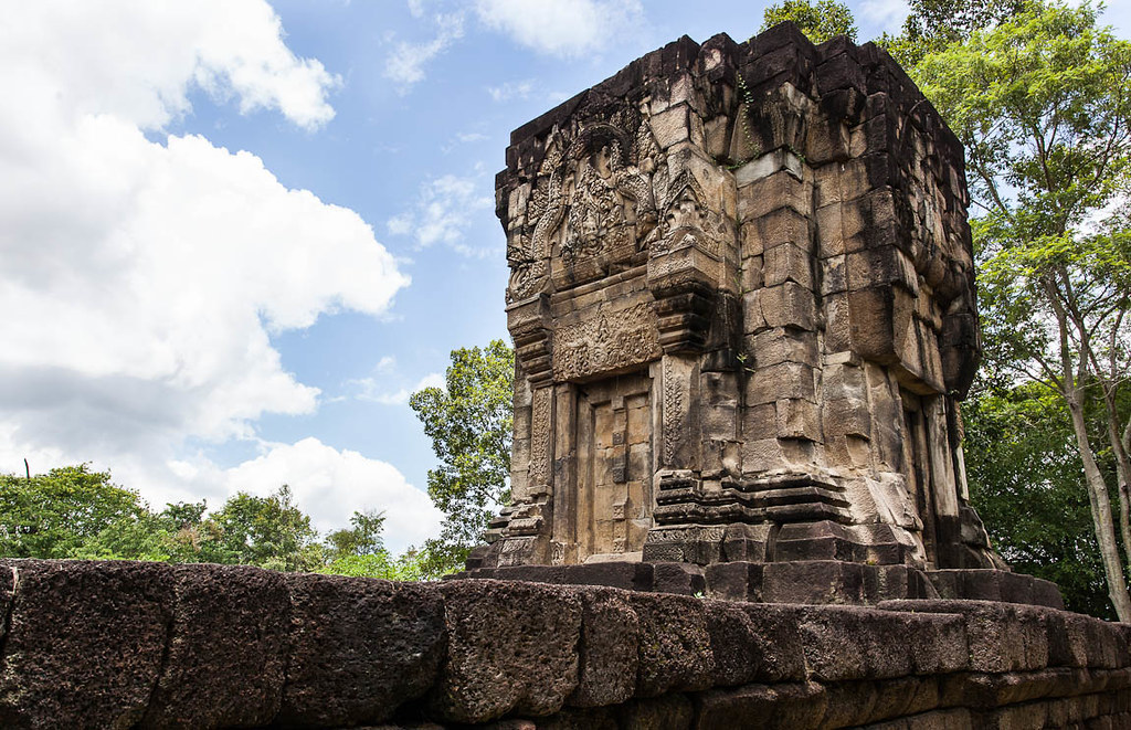 Ruins_of_Buriram-33