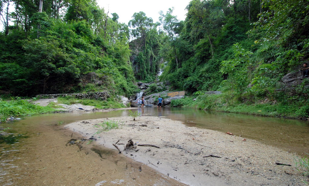Nam tok huai kaeo 03 lower reaches rainy season