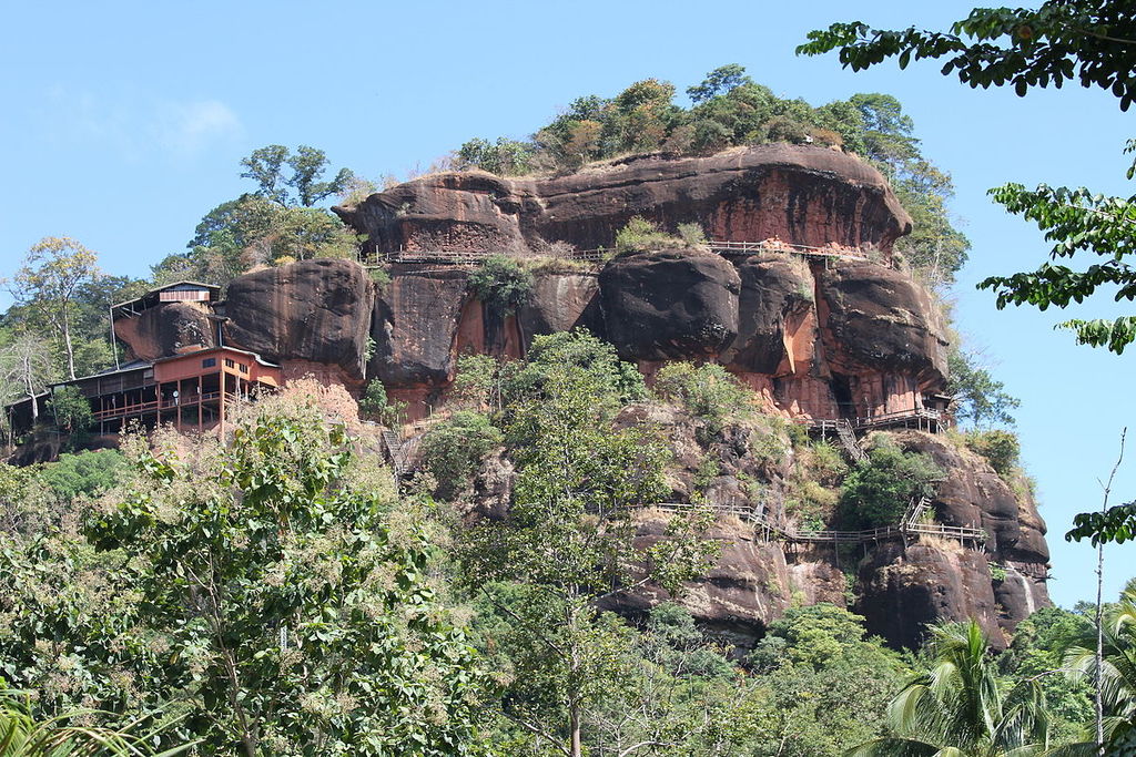 What phu tok from bottom