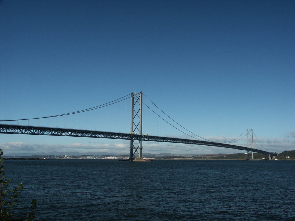 The Forth Road Bridge (before all the trouble...) - panoramio