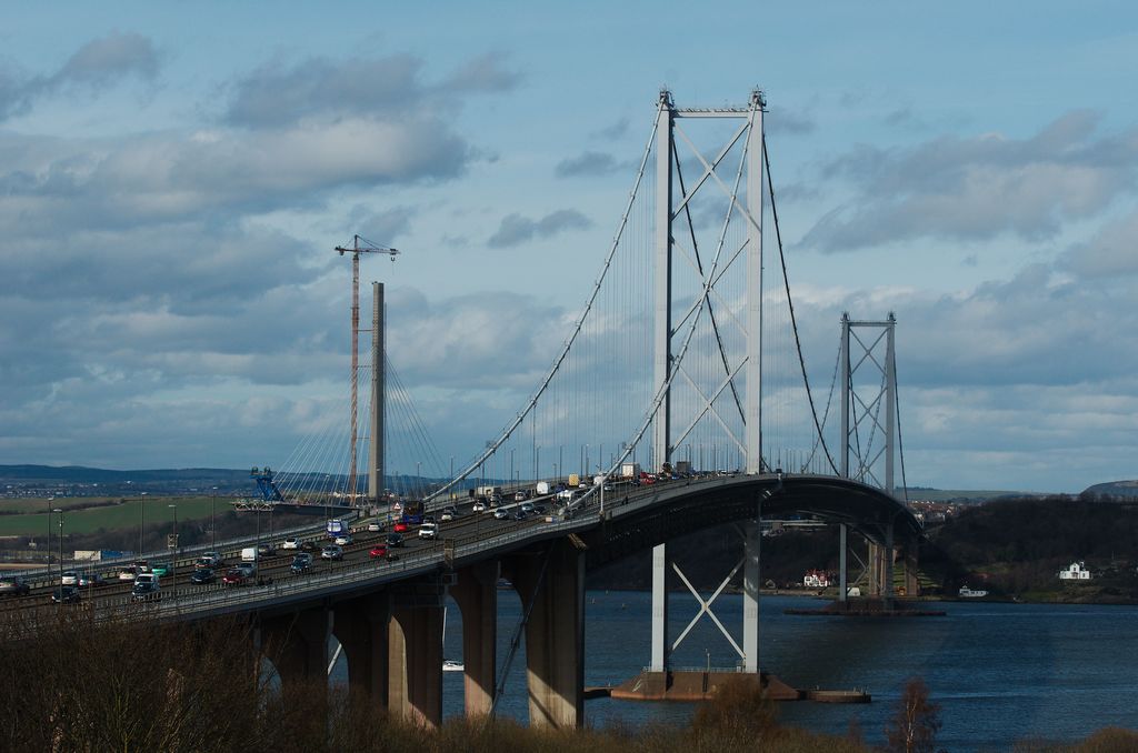 Forth Road Bridge (26034562905)