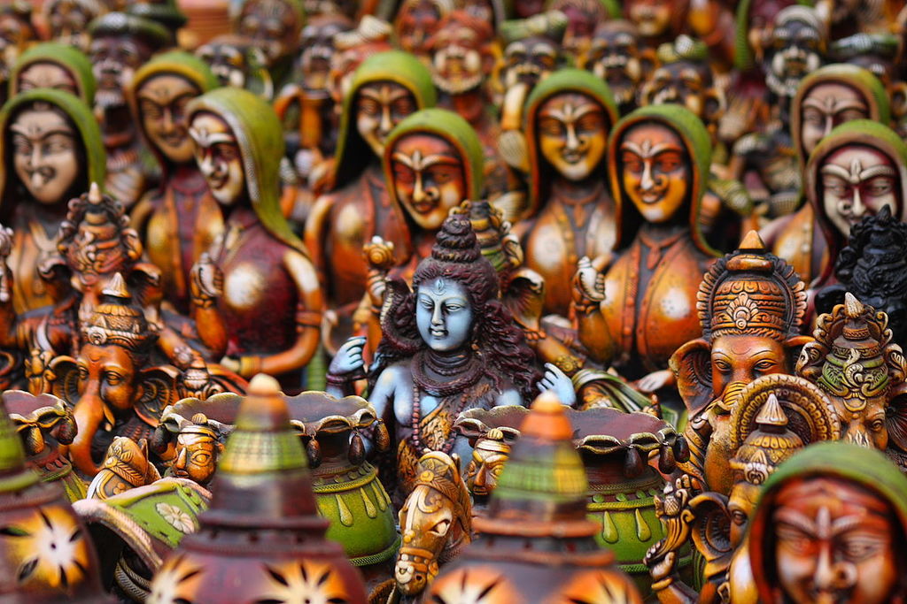 Handicrafts idols