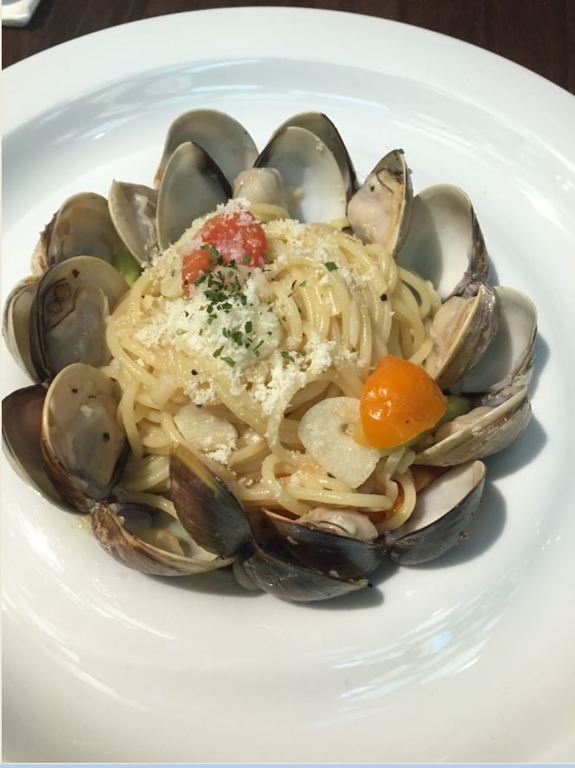 themed cafes in taipei, taiwan | you must not miss the spaghetti vongole