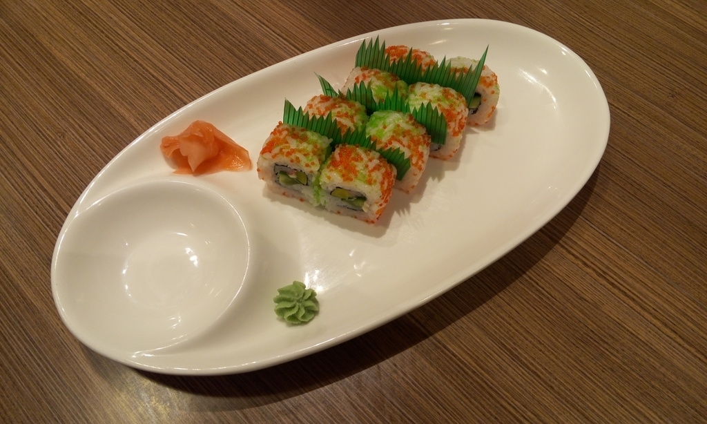 Budapest, Oishi Sushi, kaviáros sushi