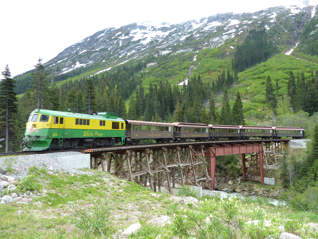 White pass train 2011