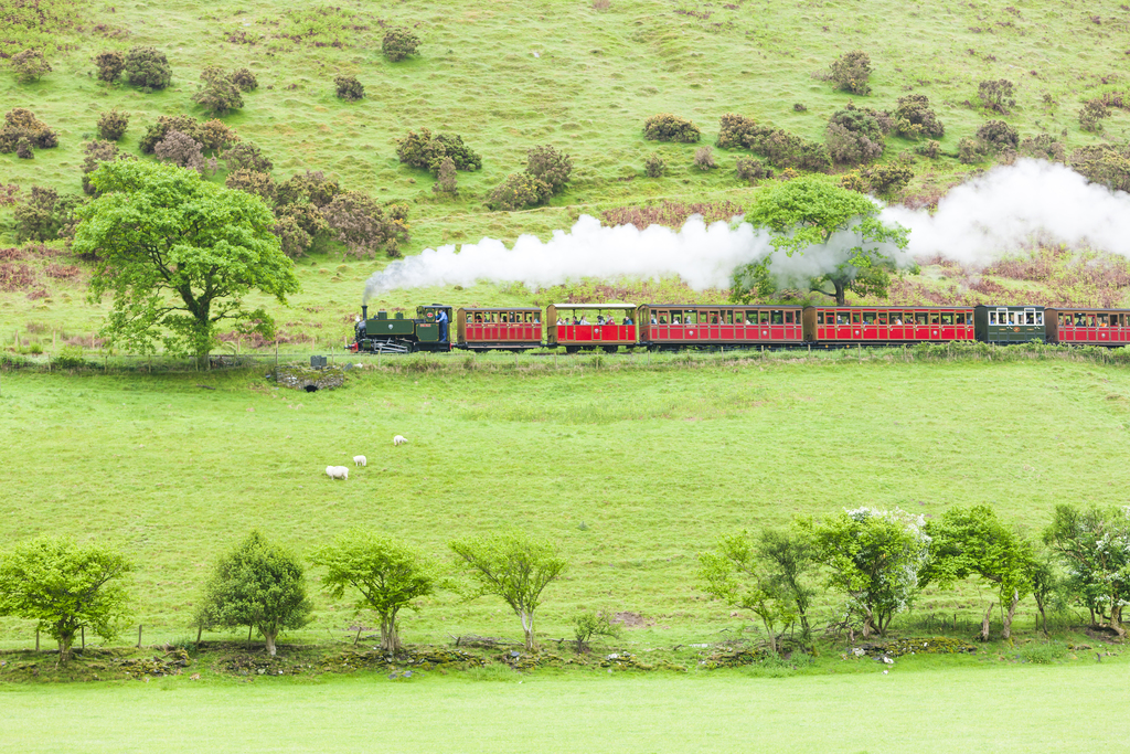 scenic train rides in united kingdom | the talyllyn railway