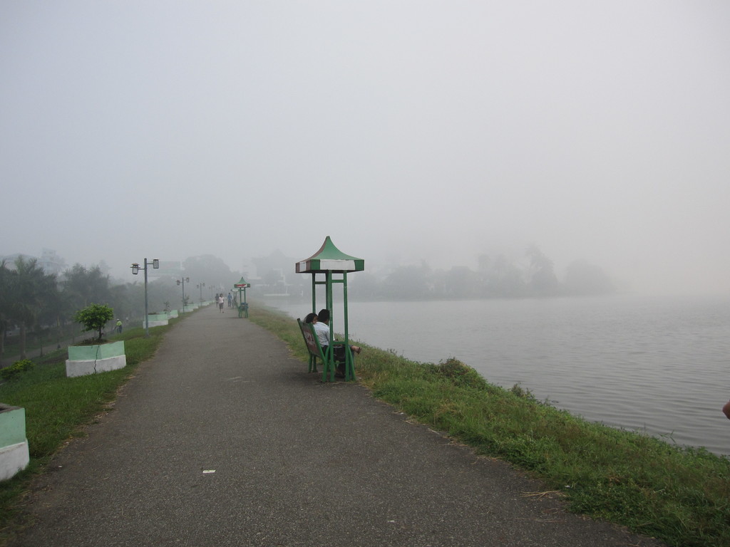 Inya Lake embankment