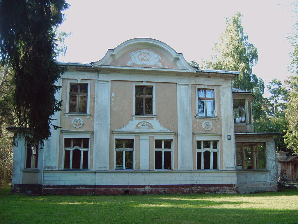Neoclassical house in Jurmala.