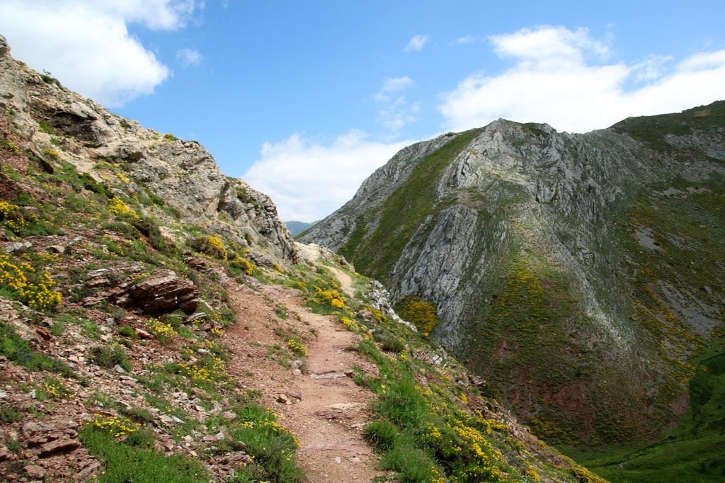 Camino de San Salvador, Alto de las Forcadas de San Antón 06