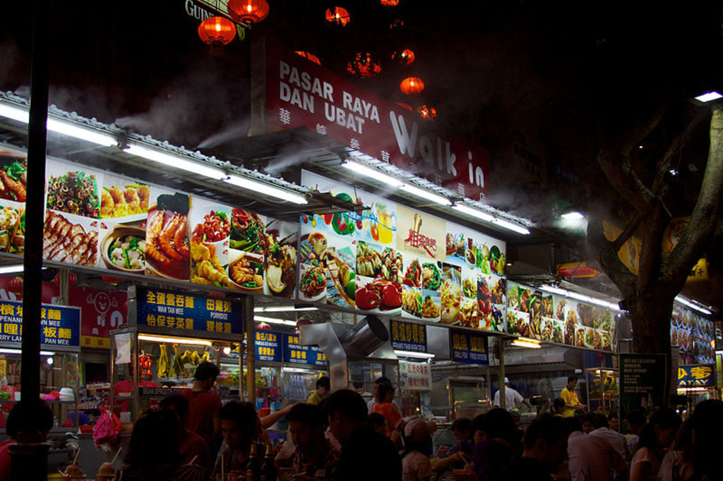 Dish after dish of restaurants on Jalan Alor (5087519106)