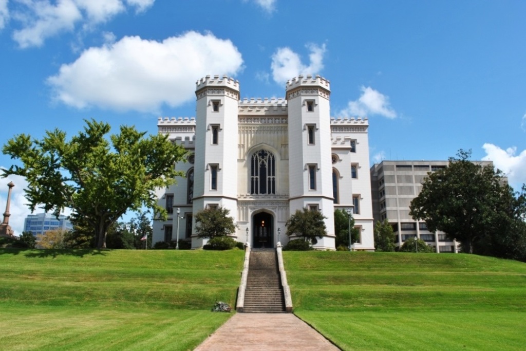 Old Louisiana State Capitol, 2