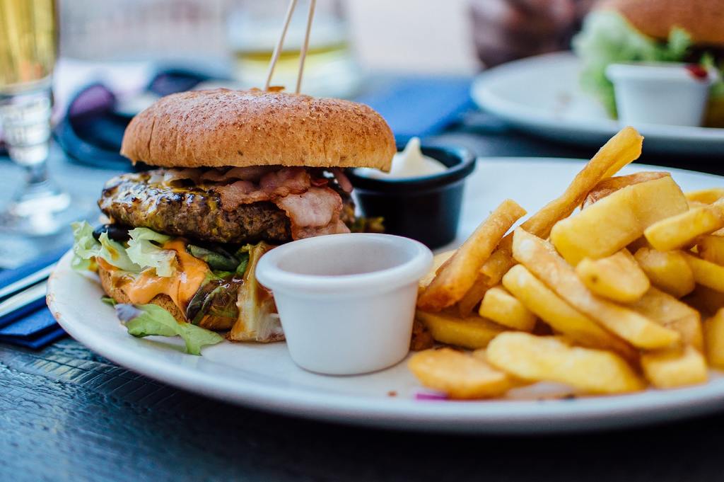 casual restaurants in nashville | find out the difference between casual and fine restaurants