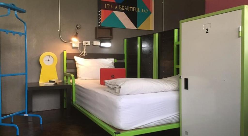Saphaipae Hostel 6-bed mixed dorm