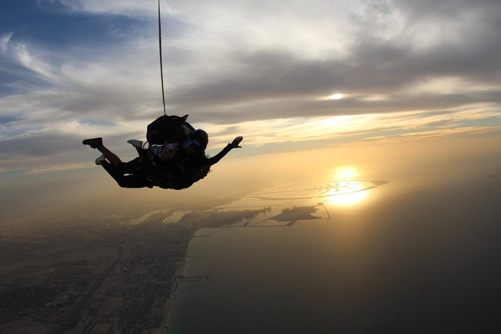 adventure sports in dubai, uae | requirements for jumpers