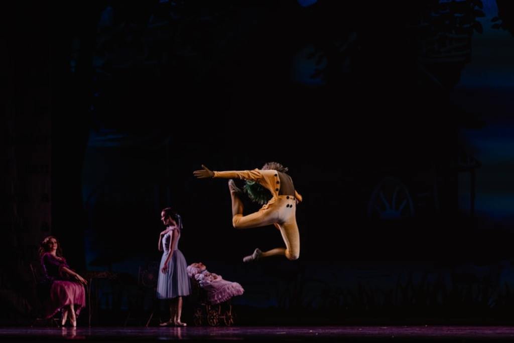 Dance performance