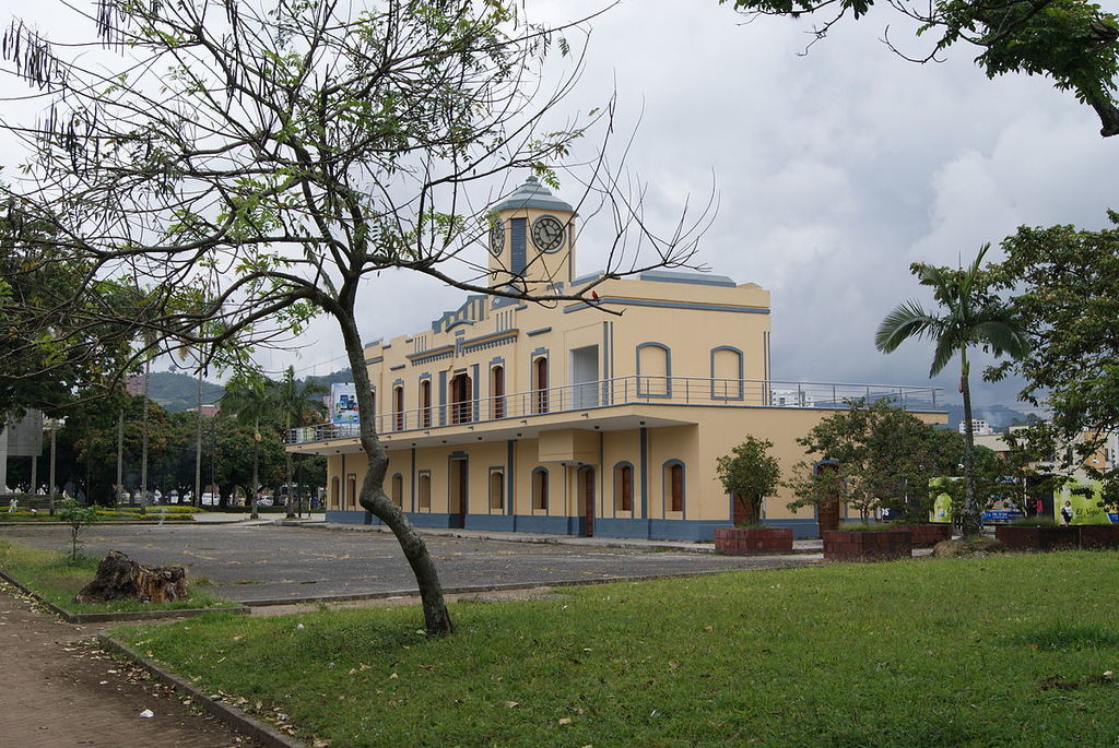 Estación del Ferrocarril Pereira, Parque Olaya