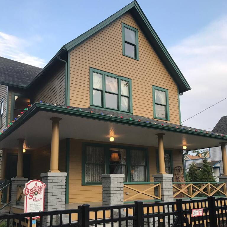 things to do in cleveland, ohio | take your kids to a christmas story house