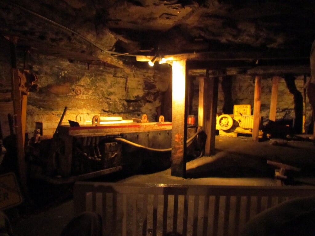Down in the Cave Exhibition Coal Mine Beckly WV 8568 (7536178096)