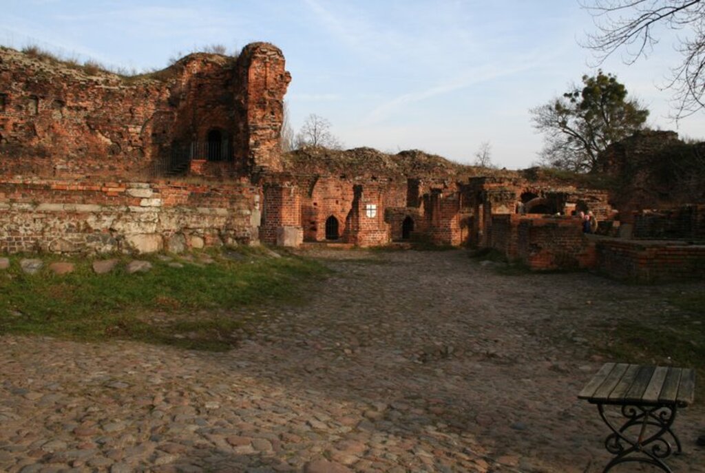 Torun castel ruins