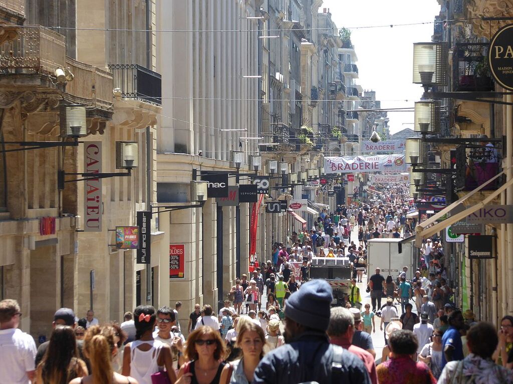 Rue Sainte-Catherine, Bordeaux, July 2014 (01)