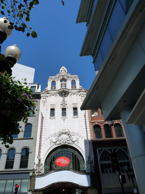 2010 BostonOperaHouse Massachusetts 5999978487