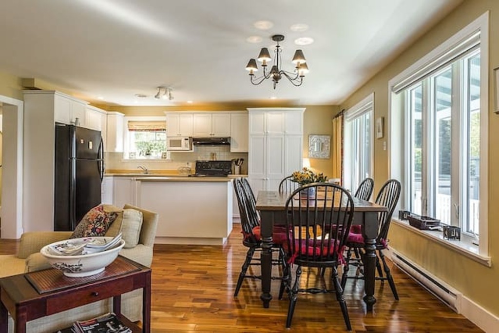 Top 10 Airbnb Vacation Rentals In Knowlton, Canada Updated 2024 Trip101