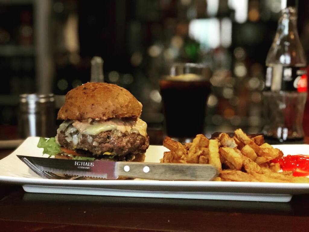 things to do in protaras cyprus | try tap beer at only fools and horses pub