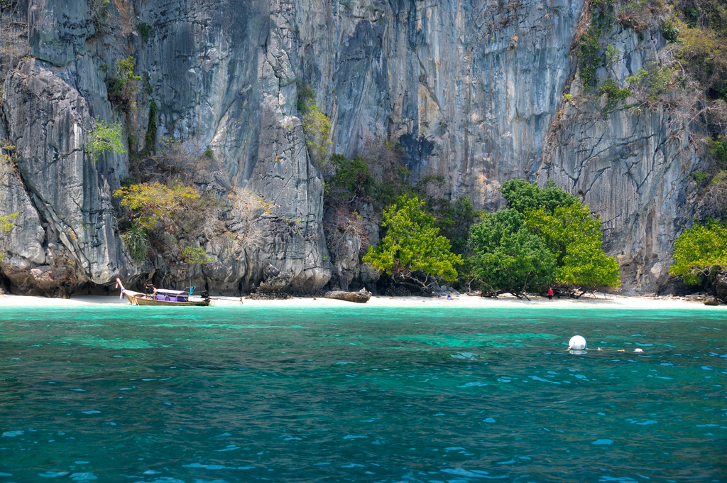 Non-Touristy Things To Do In The Phi Phi Islands, Thailand 