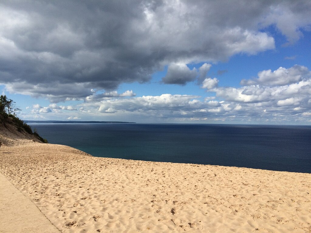 Sleeping Bear Dunes National Lakeshore (21413267615)