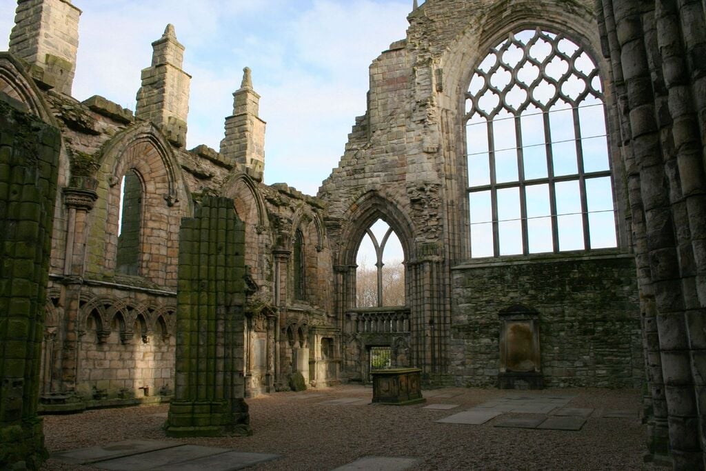 Holyrood Abbey 01