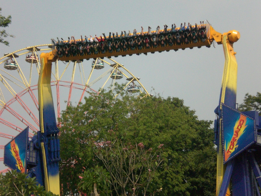 Zamperla Backflash