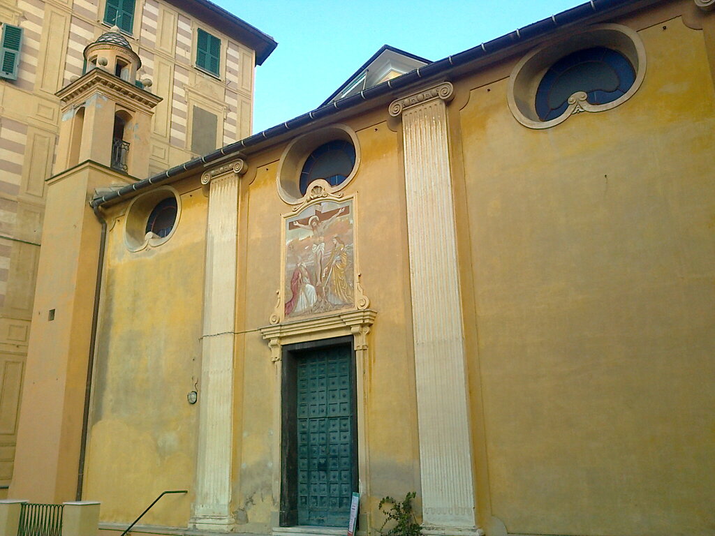 Camogli-oratorio santi Prospero e Caterina-laterale1