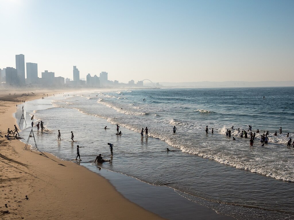 Durban beach front, KwaZulu Natal, South Africa (20513388825)