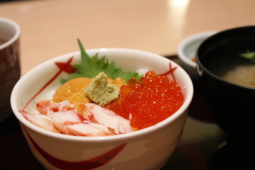 places to eat in susukino | visit the all-natural sea urchin specialty shop hakodate uni murakami