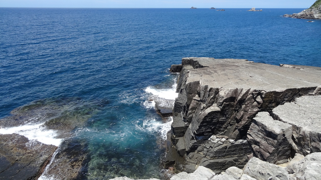 things to do in hagi susa hornfels | get your fill of beautiful ocean scenery at susa bay, home to sea gods
