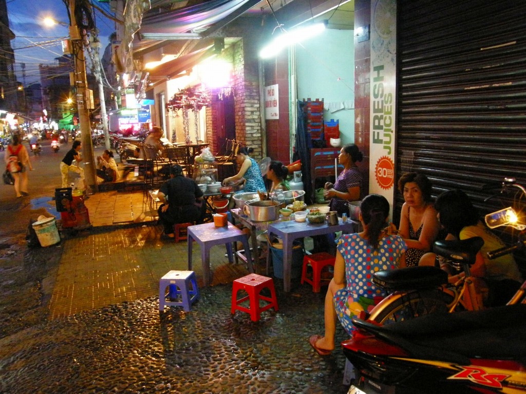 Bui Vien St.ブイヴィエン通り PB277863