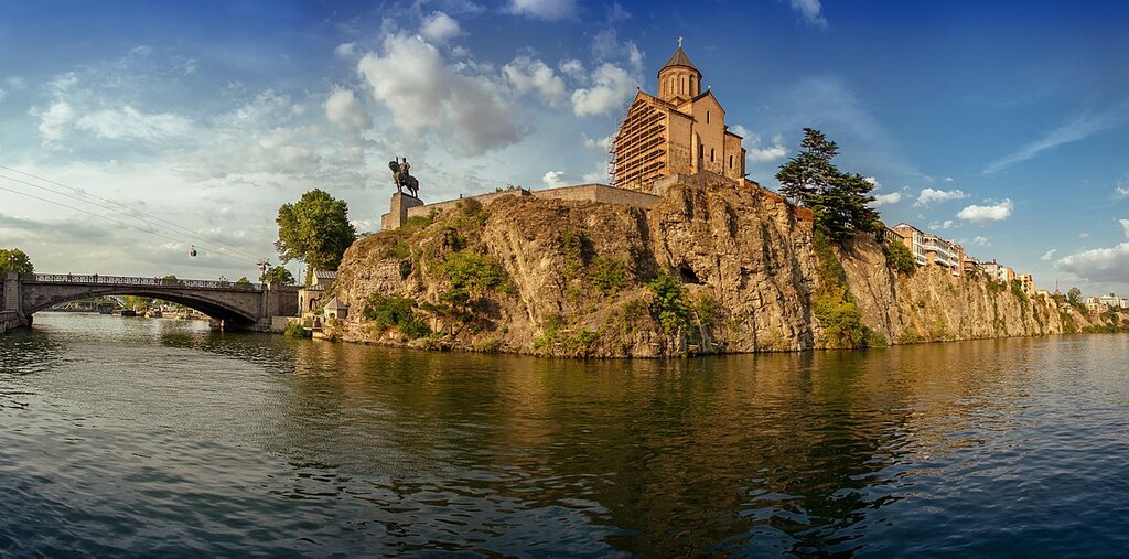 Metekhi church. Panorama 2017