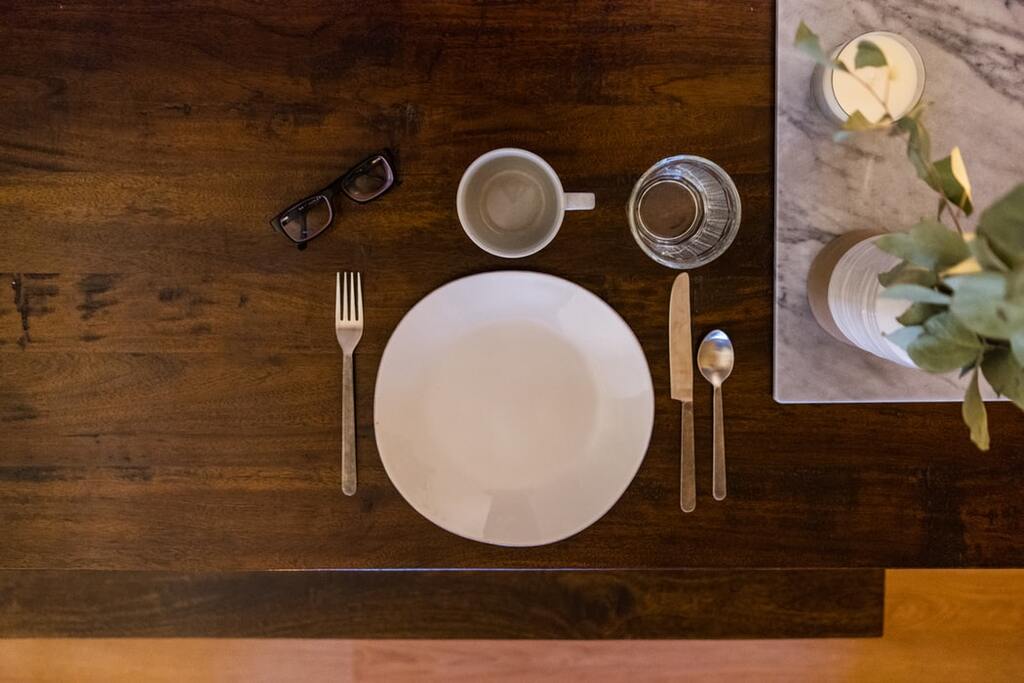Have some lunch or dinner at Minervas