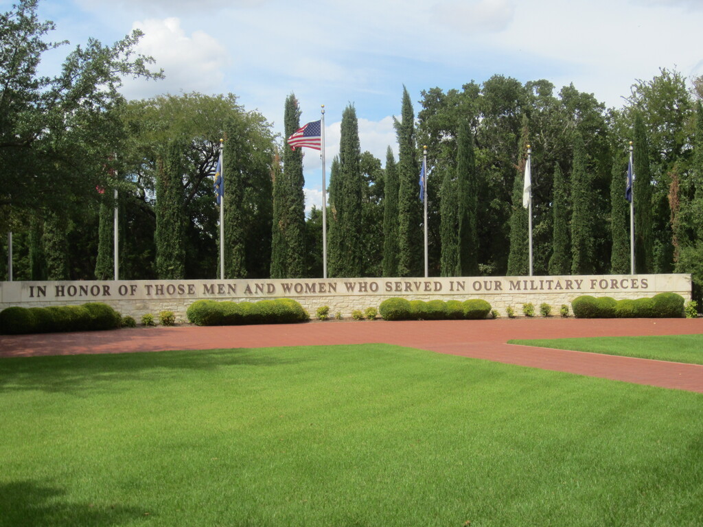 Veteran's Memorial Plaza