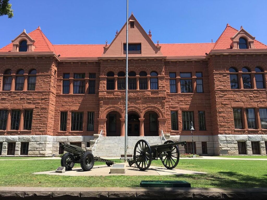 things to do in santa ana california | check out the old county courthouse