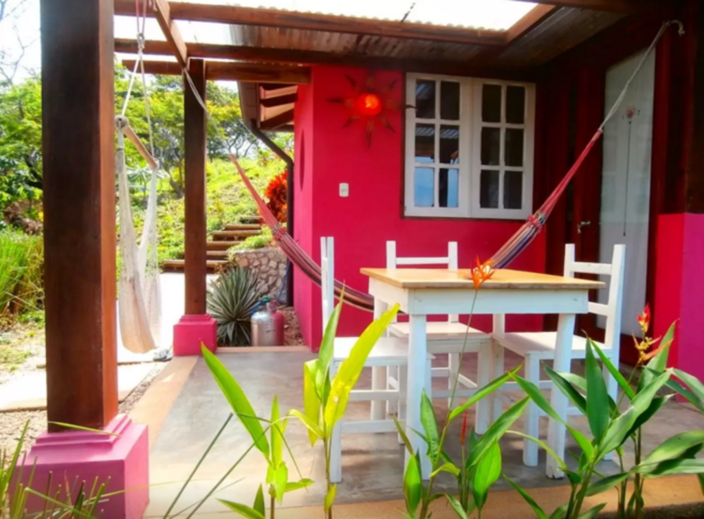 Le parfait yoga et les vacances de surf
