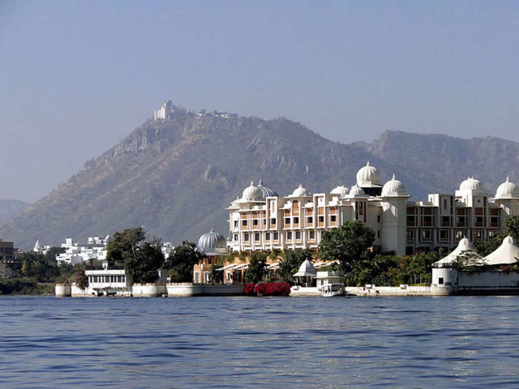 LAKE PALACE UDAIPUR