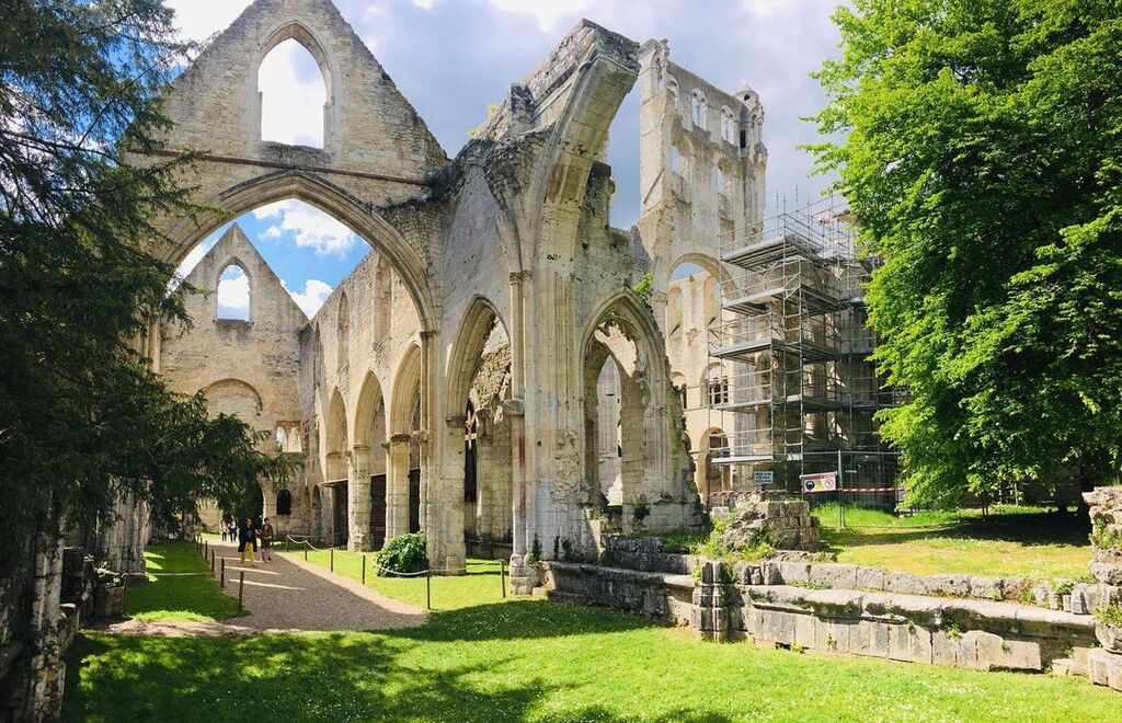 stroll through the ruins of jumieges abbey