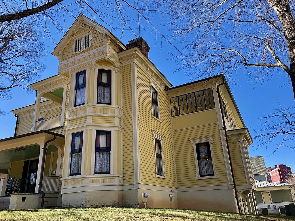 Thomas Wolfe Memorial, Asheville, NC (39779386643)