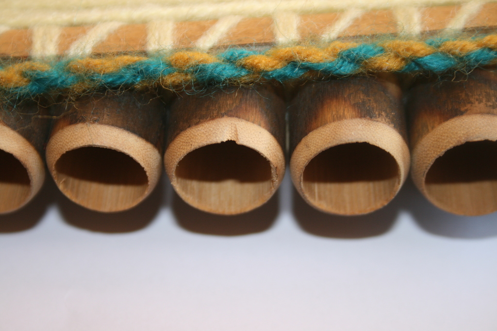 Edge pan flute