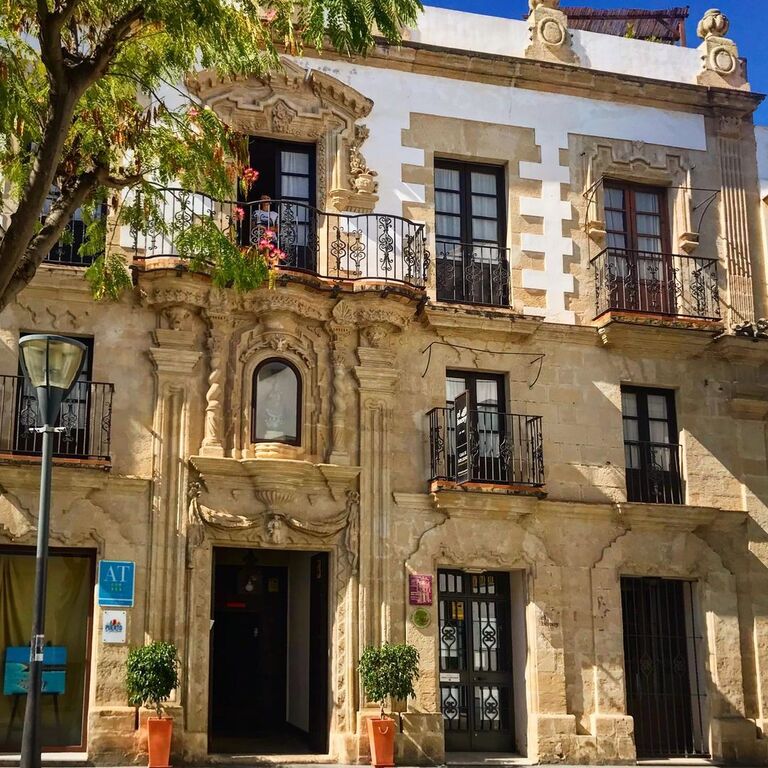 things to do in cienfuegos cuba | visit the iron lions at casa de los leones