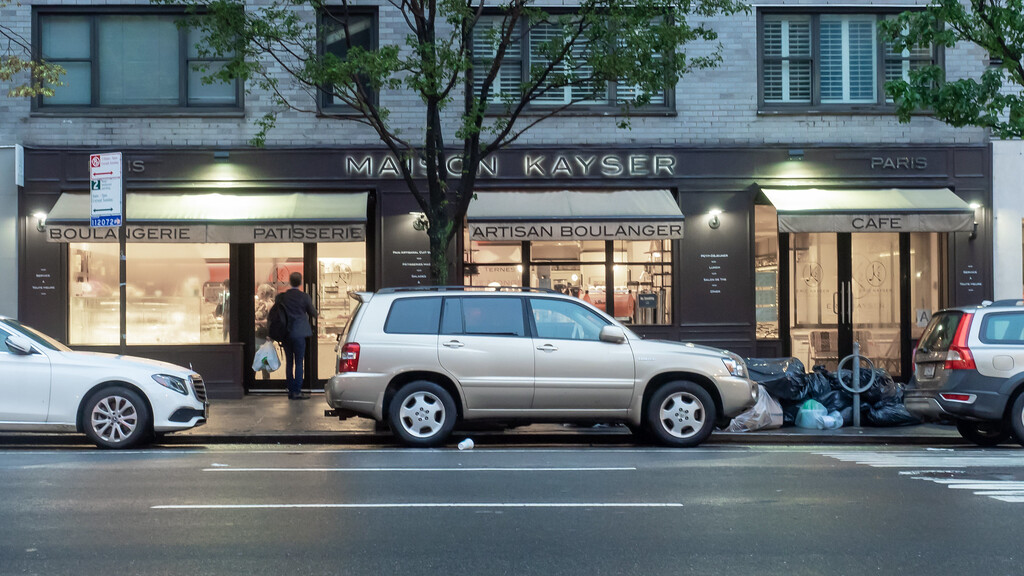Maison Kayser Storefront