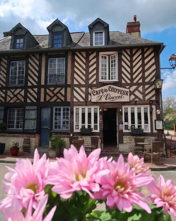 taste the regional cider along the cider route